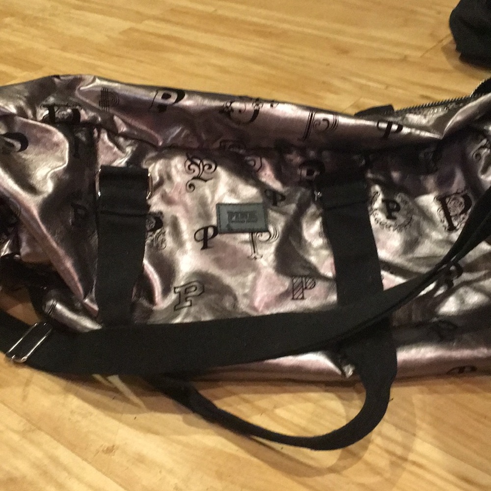 Victoria Secret PINK duffel bag